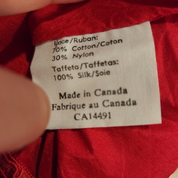 COPY - Vintage Designer Red Taffeta 100% Silk Dress - Picture 6 of 6